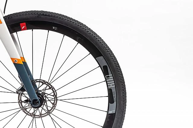 Holdsworth Mystique SRAM Force 1 Carbon Gravel Bike 11 Holdsworth Mystique SRAM Force 1 Carbon Gravel Bike - Image 9