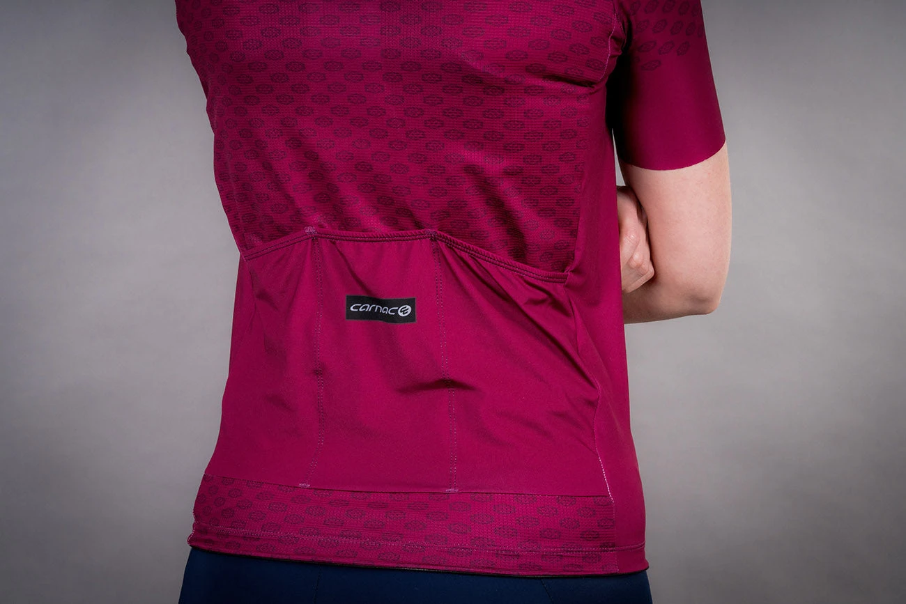 Carnac Women's Short Sleeve Jersey / Burgundy 9 Carnac Women's Short Sleeve Jersey / Burgundy - Image 7