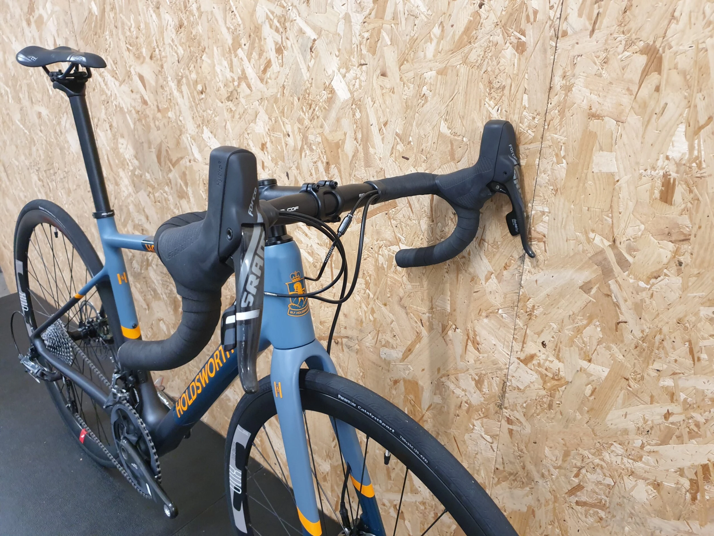 Holdsworth Corsa Force 22 - Burning Charcoal - Small 5 Holdsworth Corsa Force 22 - Burning Charcoal - Small - Image 3