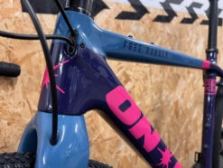 On-One Free Ranger Force 1 - Extra Small - Electric Night -Planetx Bike Store thumbnail IMG 8870